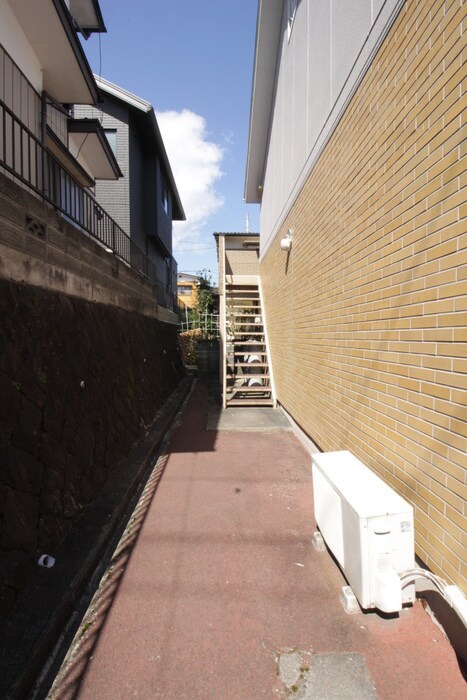 ロイヤルビレッジ旭ヶ丘の物件外観写真