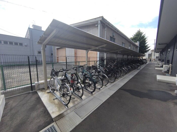 ﾙｱｰﾅ･ｴｰﾙ･ﾚｼﾞﾃﾞﾝｽ卸町の物件外観写真