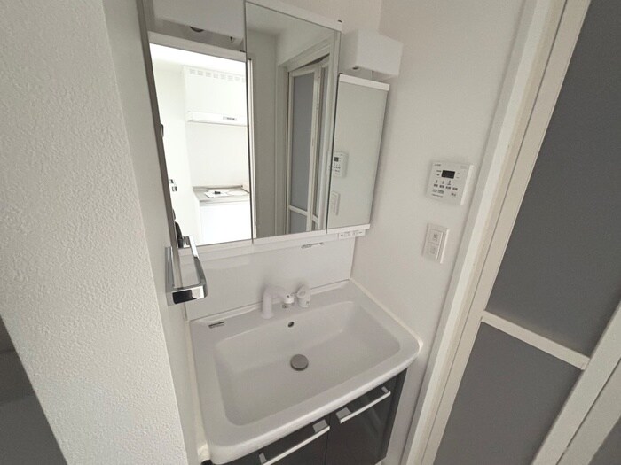 ﾙｱｰﾅ･ｴｰﾙ･ﾚｼﾞﾃﾞﾝｽ卸町の物件内観写真