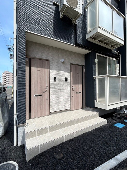 コンフォール萩野町Ⅱの物件外観写真