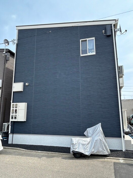 コンフォール萩野町Ⅱの物件外観写真