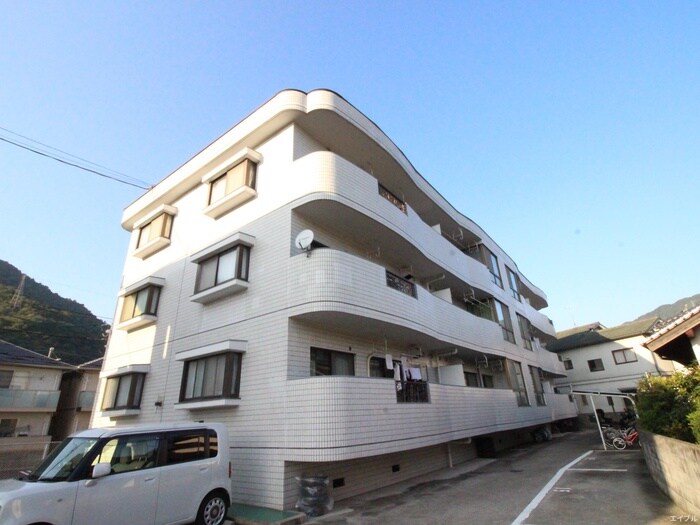 カルチェ堀田の物件外観写真