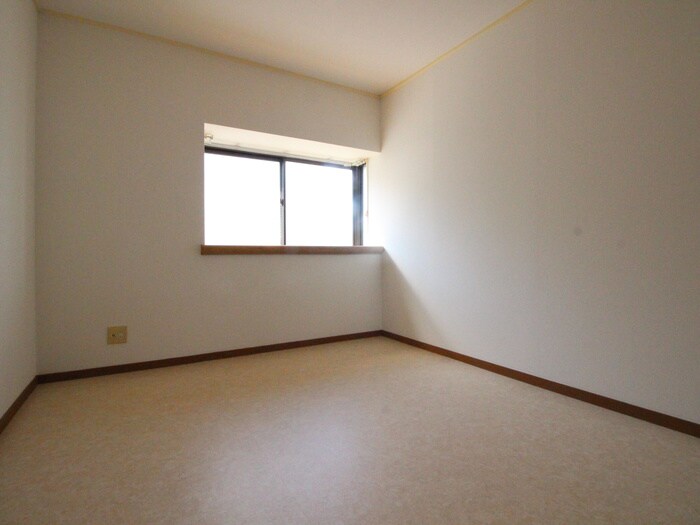 カルチェ堀田の物件内観写真