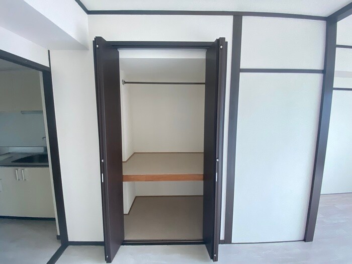 鷹ノ橋マンションの物件内観写真