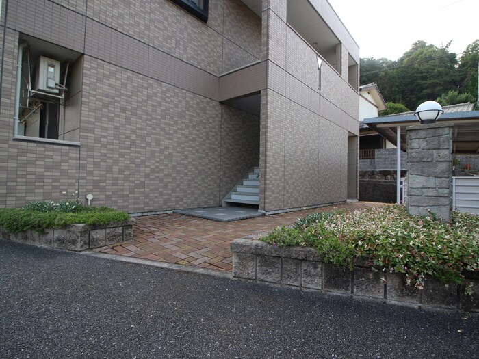 アマレ－ナの物件外観写真