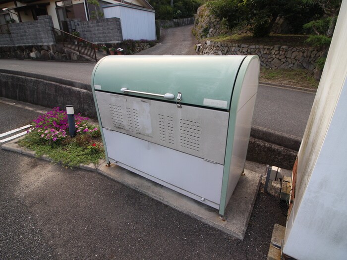 アマレ－ナの物件外観写真