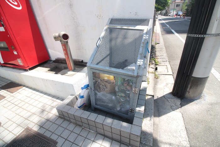 ノワール榎町の物件外観写真