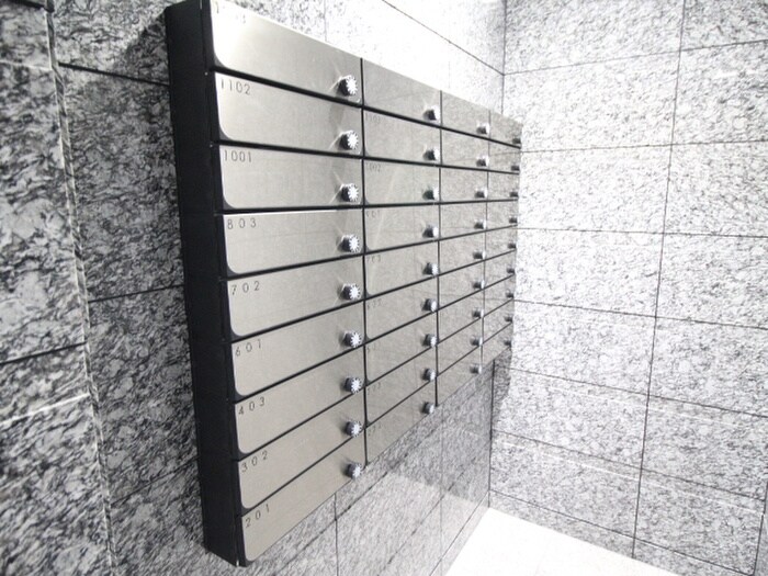 プランドール西観音の物件外観写真