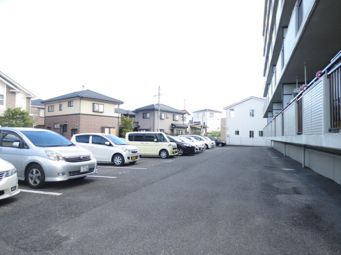 プラザＭＡＣの物件外観写真