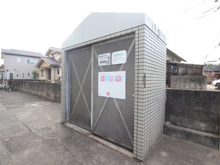 プラザＭＡＣの物件外観写真