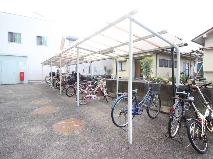 プラザＭＡＣの物件外観写真