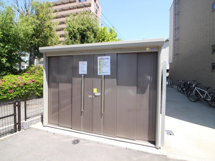 アプローズかにやの物件外観写真