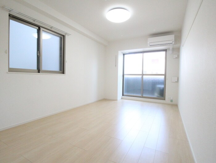 ７ｔｈ ＦＬＡＧ 己斐本町の物件内観写真