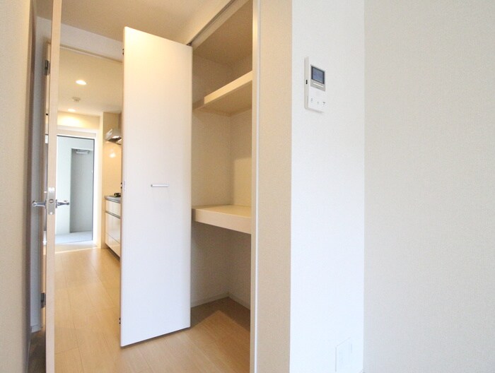 ７ｔｈ ＦＬＡＧ 己斐本町の物件内観写真