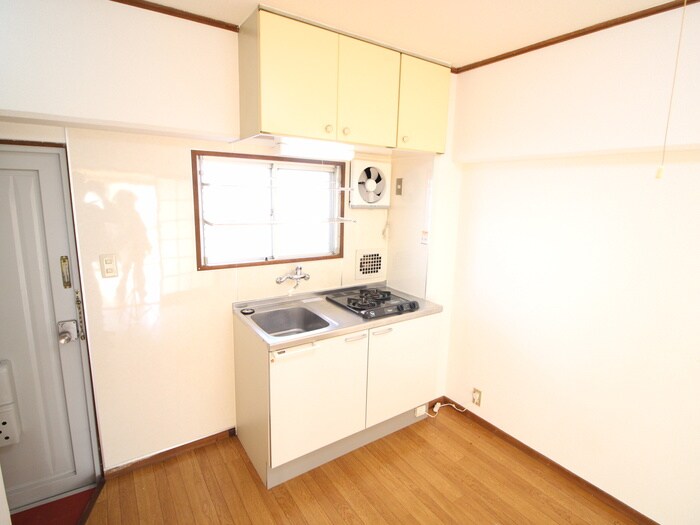 賀茂ビルの物件内観写真