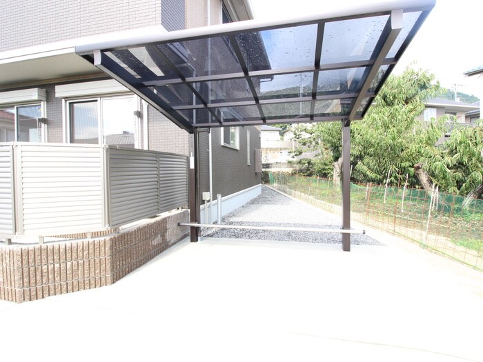 アザレアの物件外観写真