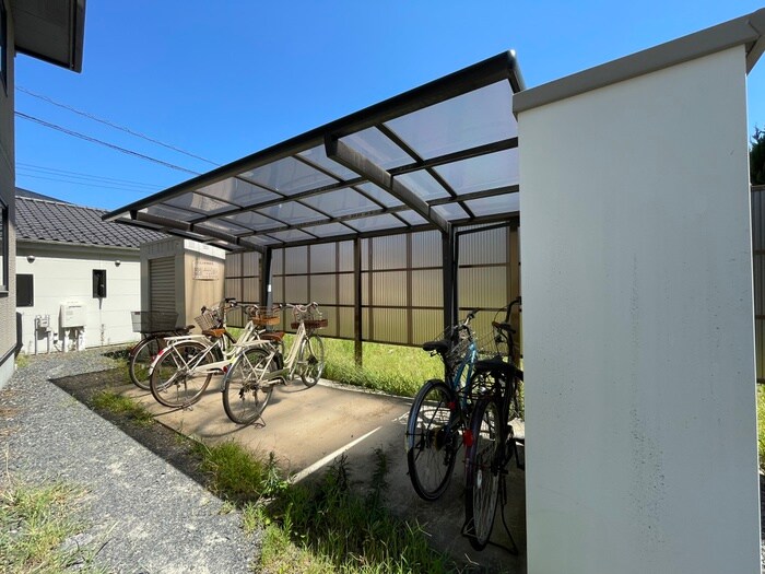 カタヤマB館の物件外観写真