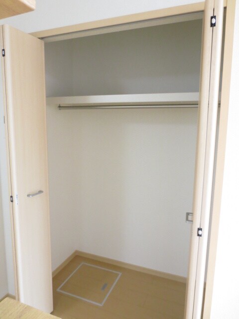 シャン・ド・フル－ル・タマキの物件内観写真