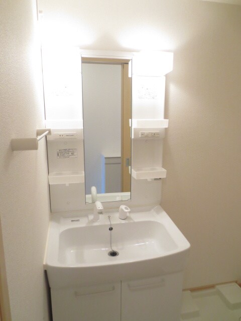 シャン・ド・フル－ル・タマキの物件内観写真