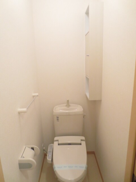 シャン・ド・フル－ル・タマキの物件内観写真