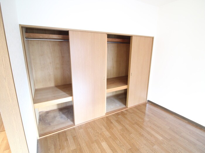 サラマンカビルの物件内観写真