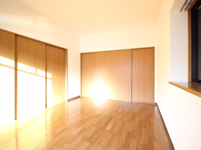 サラマンカビルの物件内観写真