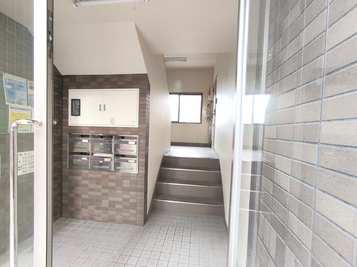 ボストンビルの物件外観写真