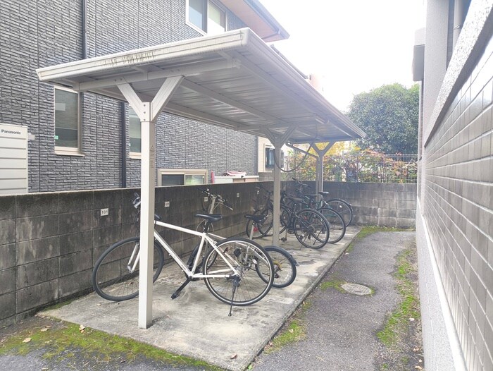 ボストンビルの物件外観写真