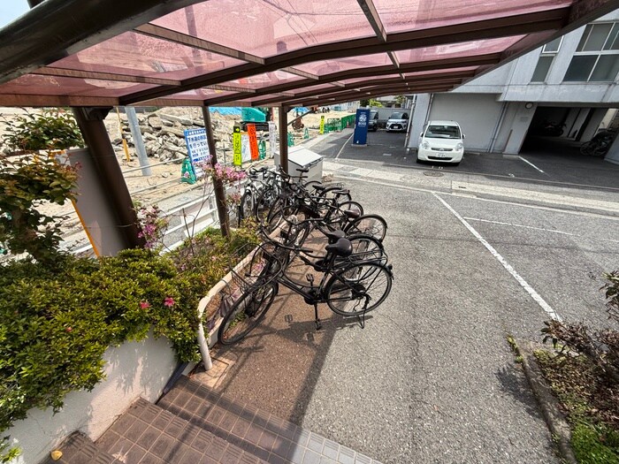 緑樹園コーポの物件外観写真