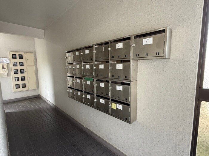 緑樹園コーポの物件外観写真