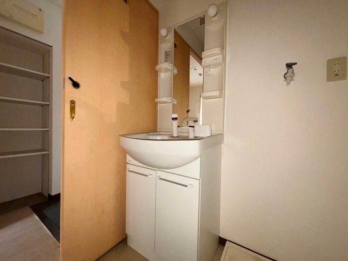 ラフォーレ観音の物件内観写真