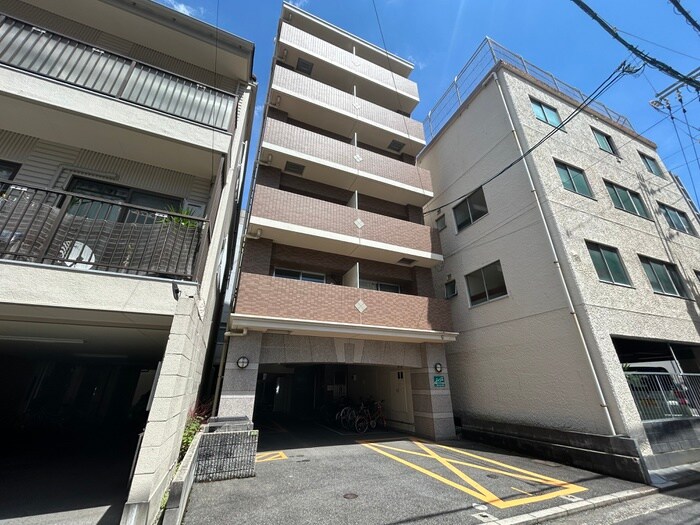 ドゥ・メゾン住吉の物件外観写真