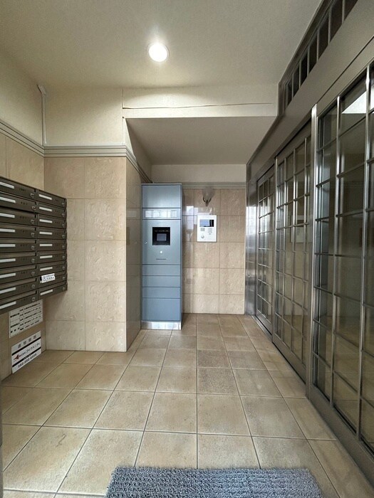 第１７友建ビルの物件外観写真