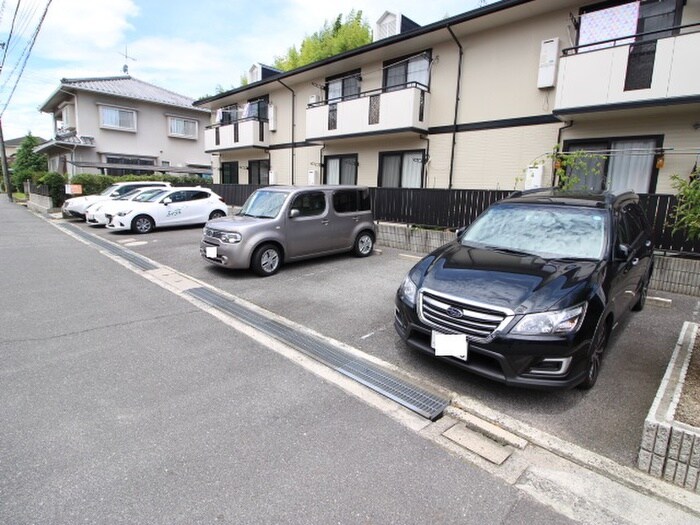 グリ－ンコ－ポ寺尾の物件外観写真