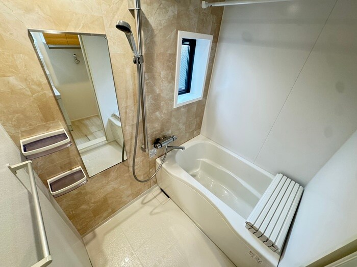 シャーメゾン学園前の物件内観写真