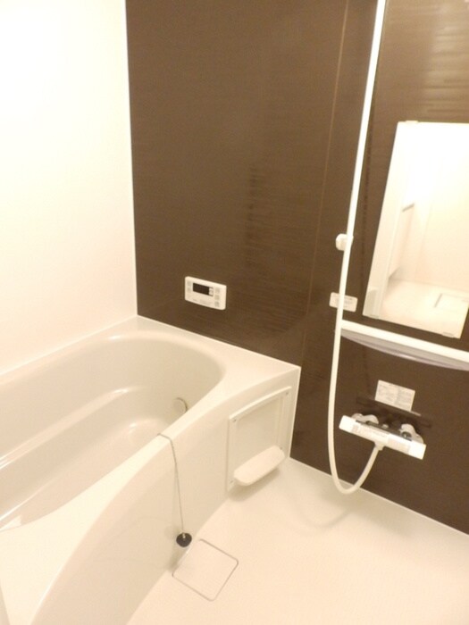 ヴェールビレッジ三戸の物件内観写真