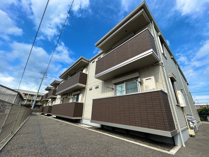 ロワジールの物件外観写真