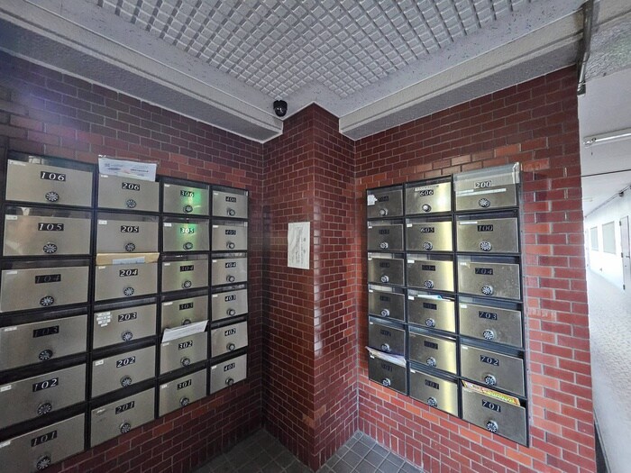 ロイヤルビューの物件外観写真