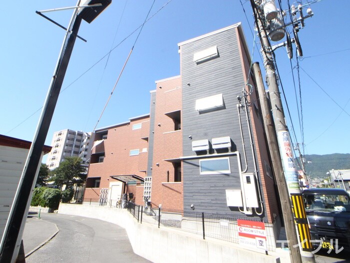 reve五日市の物件外観写真