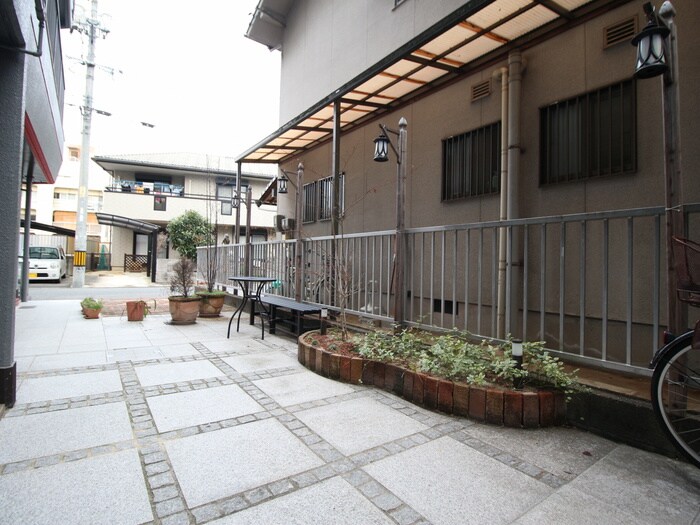 平岡ビルの物件外観写真