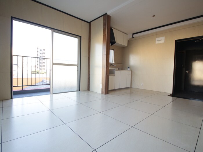 平岡ビルの物件内観写真