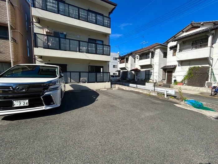 Ｊ・Ｈマンションの物件外観写真