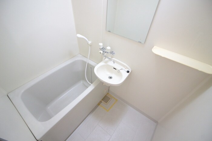 サンシャイン曙の物件内観写真