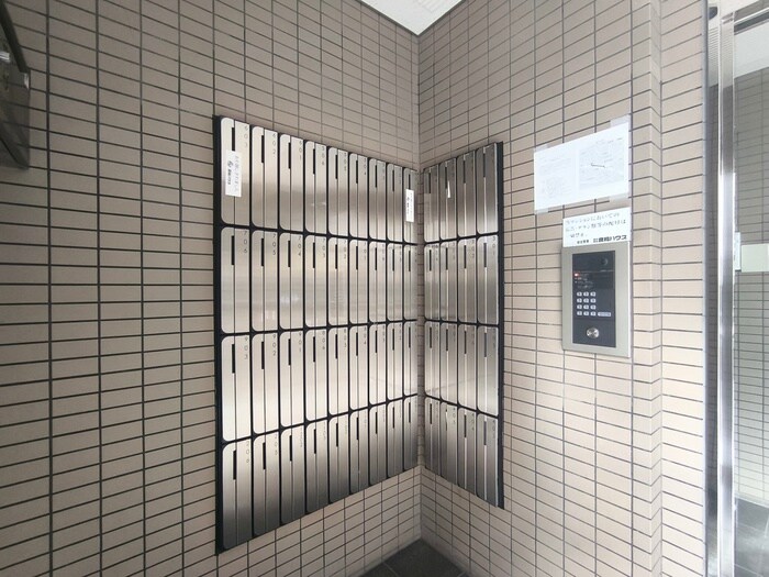 サンシャイン曙の物件外観写真