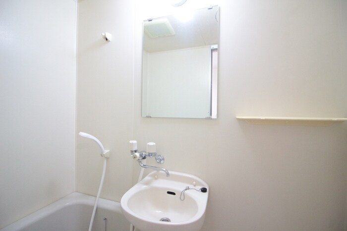 サンシャイン曙の物件内観写真