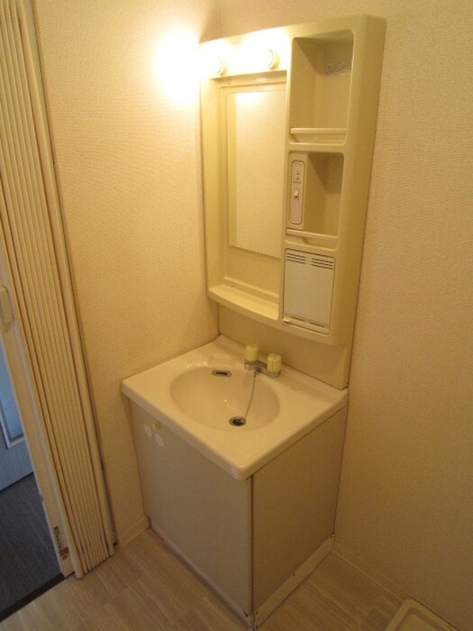 フォブールⅡ中村の物件内観写真