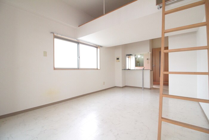 ＬＩＯＮ大手町の物件内観写真