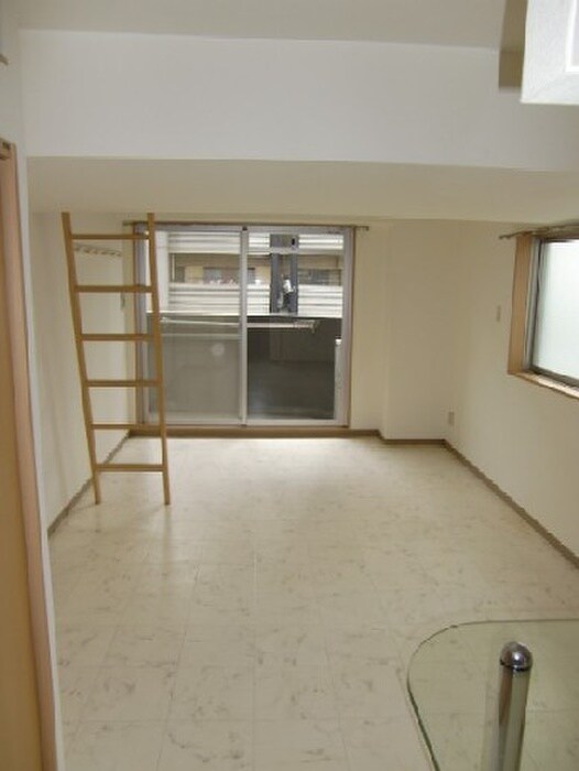 ＬＩＯＮ大手町の物件内観写真