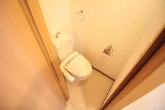 ＬＩＯＮ大手町の物件内観写真