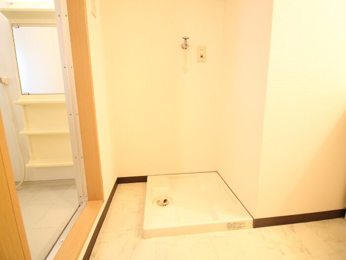 ＬＩＯＮ大手町の物件内観写真